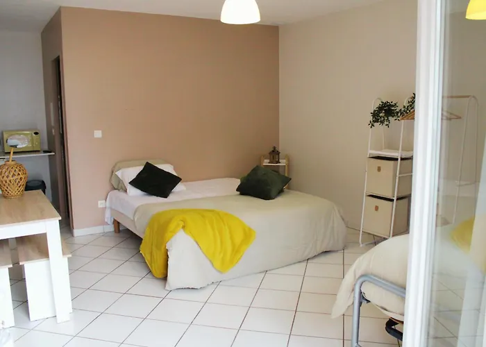 & - Git'ostal Aparthotel Carcassonne