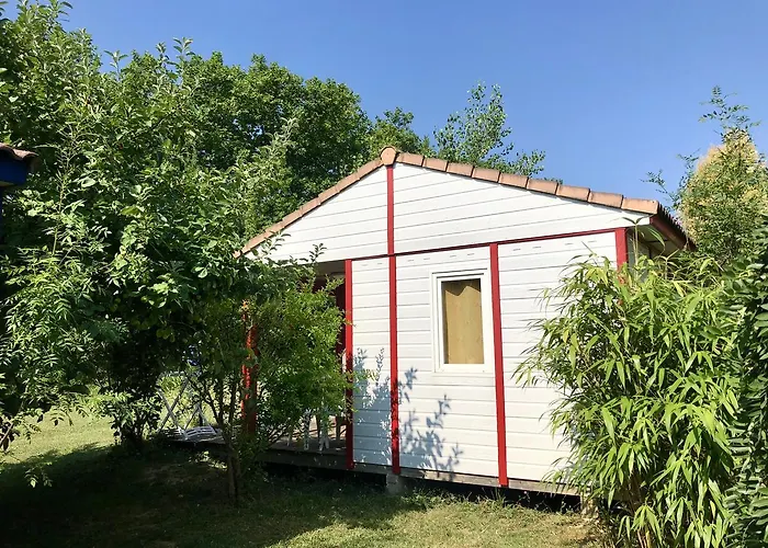 & - Git'ostal Aparthotel Carcassonne