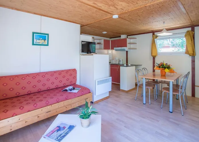 & - Git'ostal Aparthotel