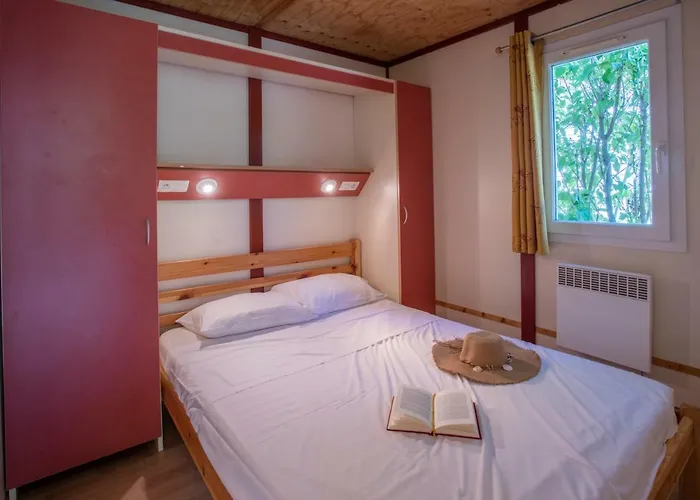 & - Git'ostal Aparthotel