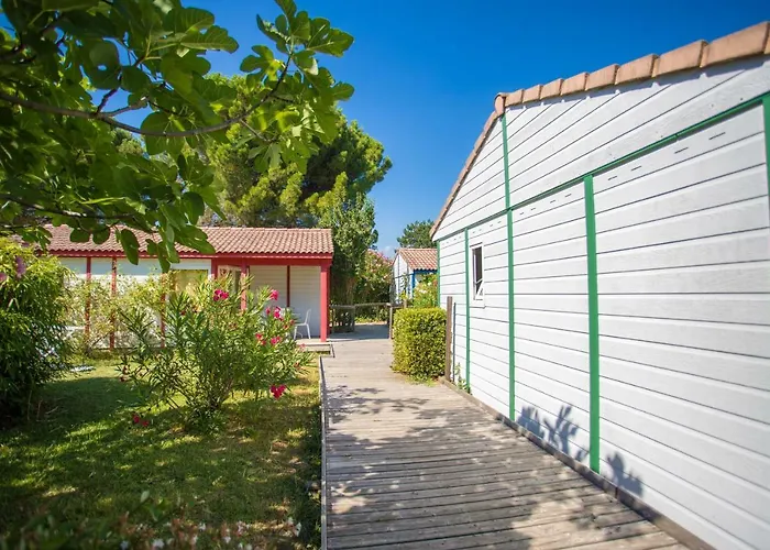 & - Git'ostal Apartmanhotel Carcassone