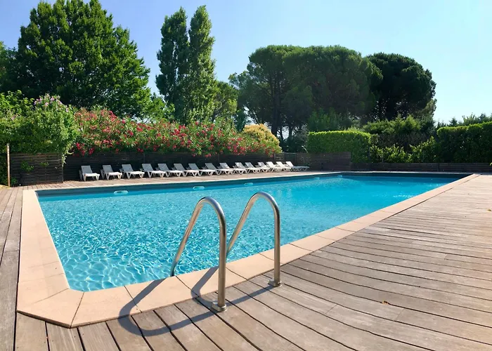 & - Git'ostal Aparthotel Carcassonne