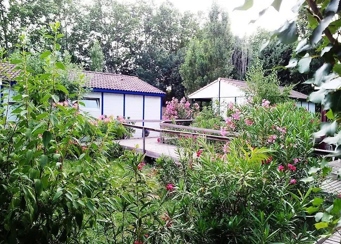 Apartmanhotel & - Git'ostal 2*